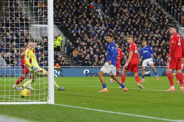 Kiernan Dewsbury-Hall of Everton scores their sides third goal Everton v Nottingham Forest, Premier League, Football, Hill Dickinson Stadium, Liverpool, UK - 06 Dec 2025Liverpool Hill Dickinson Stadium United Kingdom EDITORIAL USE ONLY No use with unauthorised audio, video, data, fixture lists, club league logos or live services. Online in-match use limited to 120 images, no video emulation. No use in betting, games or single club league player publications. Copyright: xPhilxOldham Shutterstockx 16009214be