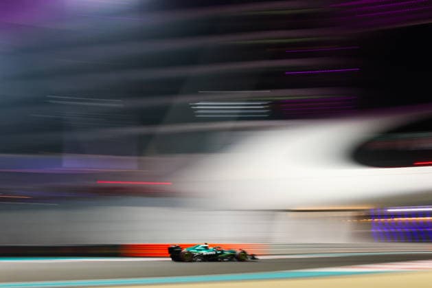 Fernando Alonso (Aston Martin Aramco Formula One Team, 14), Qualifying, ARE, Formel 1 Weltmeisterschaft, Abu Dhabi Grand Prix, Yas Marina Circuit, Saturday, 06.12.2025 ARE, Formel 1 Weltmeisterschaft, Abu Dhabi Grand Prix, Vereinigte Arabische Emirate, Yas Marina Circuit, 06.12.2025 Abu Dhabi Copyright: xEibner-Pressefoto AnnikaxGrafx EP_AGF