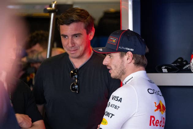Max Verstappen (Oracle Red Bull Racing, Niederlande, 01), Mark Mateschitz (Red Bull), UAE, Formel 1 Weltmeisterschaft, Abu Dhabi Grand Prix, Yas Marina Circuit, Rennen, 07.12.2025 UAE, Formel 1 Weltmeisterschaft, Abu Dhabi Grand Prix, Yas Marina Circuit, Rennen, 07.12.2025 Yas Marina Island Copyright: xEibner-Pressefoto Memmlerx EP_MMR