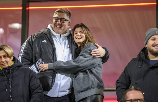 GER, Frankfurt, Eintracht Frankfurt vs FC Bayern München, Google Pixel Bundesliga, Fussball, DFB, Spielzeit 2025 2026, Stadion am Brentanobad, 12. Spieltag im Bild v.l.: Axel Hellmann (Vorstandssprecher Eintracht Frankfurt), Katharina Kiel (Frauen Direktorin Eintracht Frankfurt), Emotionen DFB DFL REGULATIONS PROHIBIT ANY USE OF PHOTOGRAPHS AS IMAGE SEQUENCES AND OR QUASI-VIDEO, 07.12.2026 Copyright: HMBxMedia HendrikxHamelau