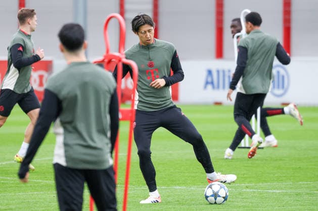 Hiroki Ito (FC Bayern Muenchen, 21), GER, Abschlusstraining, FC Bayern Muenchen, Fussball, UEFA Champions League, Liga-Phase, 6. Spieltag, Saison 2025 2026, 08.12.2025, GER, Abschlusstraining, FC Bayern Muenchen, Fussball, UEFA Champions League, Liga-Phase, 6. Spieltag, Saison 2025 2026, 08.12.2025 Muenchen Copyright: xEibner-Pressefoto JennixMaulx EP_JML
