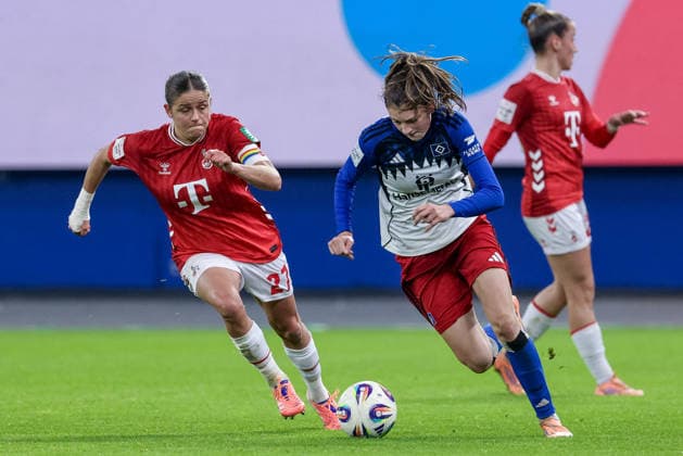 v.li.: Laura Feiersinger (1. FC Köln, 27) und Lotta Wrede (Hamburger SV, 32) im Zweikampf, Duell, Dynamik, Aktion, Action, Spielszene, DIE DFB-RICHTLINIEN UNTERSAGEN JEGLICHE NUTZUNG VON FOTOS ALS SEQUENZBILDER UND ODER VIDEOÄHNLICHE FOTOSTRECKEN. DFB REGULATIONS PROHIBIT ANY USE OF PHOTOGRAPHS AS IMAGE SEQUENCES AND OR QUASI-VIDEO., 08.12.2025, Hamburg (Deutschland), Fussball, Google Pixel Frauen-Bundesliga, Hamburger SV - 1. FC Köln