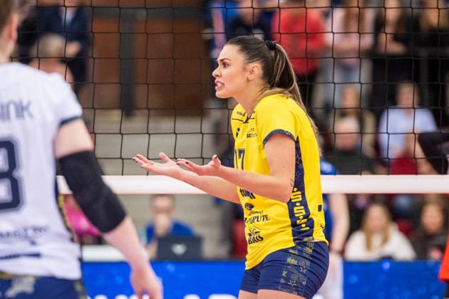 Vedrana Jaksetic (SSC Palmberg Schwerin, 17) GER, Allianz MTV Stuttgart - SSC Palmberg Schwerin, Volleyball Bundesliga, VBL, DVV-Pokal: Halbfinale, Spielzeit 2025 2026, 09.12.2025 GER, Allianz MTV Stuttgart - SSC Palmberg Schwerin, Volleyball Bundesliga, VBL, DVV-Pokal: Halbfinale, Spielzeit 2025 2026, 09.12.2025 Stuttgart Copyright: xSandyxDinkelackerx EP_SDR