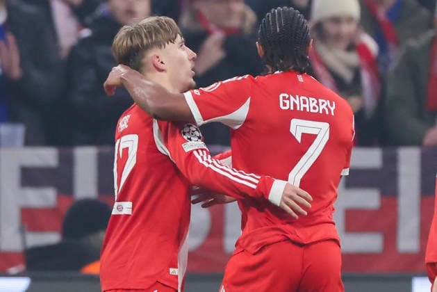 Lennart Karl (FC Bayern Muenchen) bejubelt seinen Treffer zum 2:1 mit Serge Gnabry (FC Bayern Muenchen), UEFA Champions League 2025 26 League Phase MD6, FC Bayern München v Sporting Clube de Portugal, Football Arena Munich am 09. December 2025 in München, Deutschland. (Foto von Marco Steinbrenner DeFodi Images) Lennart Karl (FC Bayern Muenchen) celebrates after scoring his teams second goal with Serge Gnabry (FC Bayern Muenchen), UEFA Champions League 2025 26 League Phase MD6, FC Bayern München v Sporting Clube de Portugal, Football Arena Munich, December 9, 2025 in Munich, Germany. (Photo by Marco Steinbrenner DeFodi Images)