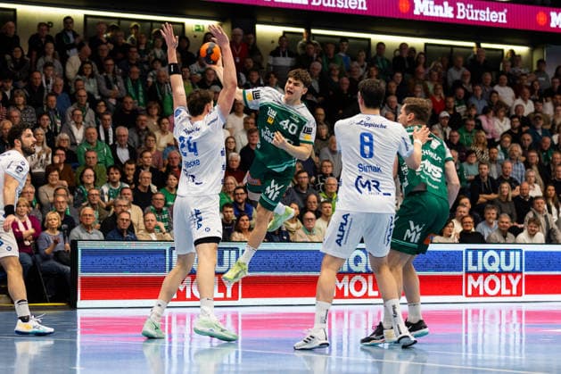 Elias NEWEL (FRISCH AUF! Goeppingen, 40) GER, FRISCH AUF! Goeppingen vs. TBV Lemgo, Handball, Bundesliga, 16. Spieltag, Spielzeit 2025 2026, 10.12.2025, GER, FRISCH AUF! Goeppingen vs. TBV Lemgo, Handball, Bundesliga, 16. Spieltag, Spielzeit 2025 2026, 10.12.2025, Goeppingen Copyright: xEibnerxPressefoto OliverxSchmidtx EP_OST