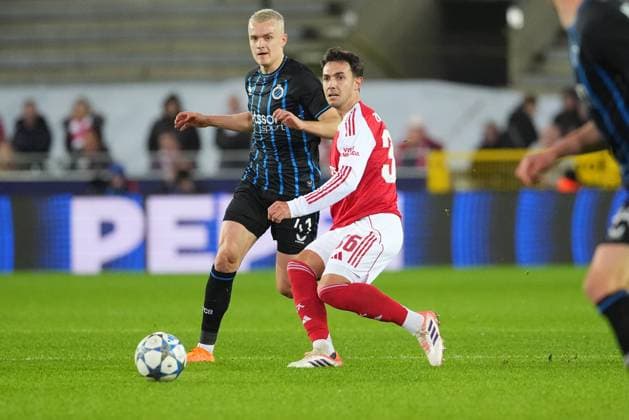 Martin Zubimendi of Arsenal Club Brugge v Arsenal, UEFA Champions League, Group Stage, Football, Jan Breydel Stadium, Brugge, Belgium - 10 Dec 2025Brugge Jan Breydel Stadium Belgium EDITORIAL USE ONLY No use with unauthorised audio, video, data, fixture lists, club league logos or live services. Online in-match use limited to 120 images, no video emulation. No use in betting, games or single club league player publications. Copyright: xDavidxWinter Shutterstockx 16009951aw