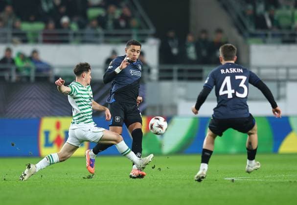 James Tavernier of Rangers and Gabi Kanichowsky of Ferencvaros Ferencvaros v Rangers, UEFA Europa League, Group Stage, Football, Groupama Arena, Budapest, Hungary - 11 Dec 2025Budapest Groupama Arena Hungary EDITORIAL USE ONLY No use with unauthorised audio, video, data, fixture lists, club league logos or live services. Online in-match use limited to 120 images, no video emulation. No use in betting, games or single club league player publications. Copyright: xMichaelxZemanek Shutterstockx 16080575j
