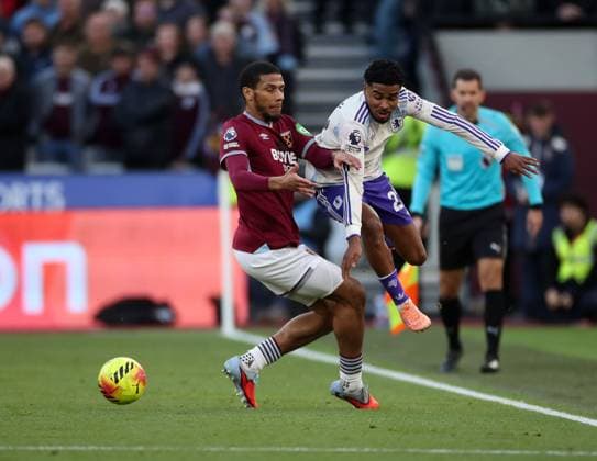 Ian Maatsen of Aston Villa and Jean-Clair Todibo of West Ham United compete for the ball West Ham United v Aston Villa, Football, Premier League, London Stadium, London, UK, 14 12 25 EDITORIAL USE ONLY No use with unauthorised audio, video, data, fixture lists (outside the EU), club league logos or live services. Online in-match use limited to 45 images (+15 in extra time). No use to emulate moving images. No use in betting, games or Copyright: xAnthonyxHanc Shutterstockx 16104760aj
