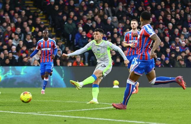 Phil Foden of Manchester City scores their sides second goal Crystal Palace v Manchester City, Premier League, Football, Selhurst Park, London, UK - 14 Dec 2025London Selhurst Park United Kingdom EDITORIAL USE ONLY No use with unauthorised audio, video, data, fixture lists, club league logos or live services. Online in-match use limited to 120 images, no video emulation. No use in betting, games or single club league player publications. Copyright: xMichaelxZemanek Shutterstockx 16081573as