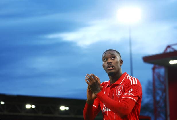 Callum Hudson-Odoi of Nottingham Forest thanks the fans Nottingham Forest v Tottenham Hotspur, Premier League, Football, City Ground, Nottingham, UK - 14 Dec 2025Nottingham City Ground United Kingdom EDITORIAL USE ONLY No use with unauthorised audio, video, data, fixture lists, club league logos or live services. Online in-match use limited to 120 images, no video emulation. No use in betting, games or single club league player publications. Copyright: xMattxWest Shutterstockx 16081575be