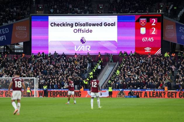 The LED screen shows Jarrod Bowen (not pictured) of West Ham goal being checked by VAR West Ham United v Aston Villa, Football, Premier League, London Stadium, London, UK, 14 12 25 EDITORIAL USE ONLY No use with unauthorised audio, video, data, fixture lists (outside the EU), club league logos or live services. Online in-match use limited to 45 images (+15 in extra time). No use to emulate moving images. No use in betting, games or Copyright: xAnthonyxHanc Shutterstockx 16104760bq