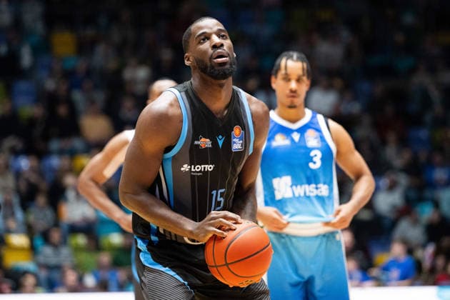 Naz Bohannon (Science City Jena, 15) GER, BBL, Frankfurt Skyliners vs. Science City Jena, SV Basketball, 1. Bundesliga, 10 Spieltag, Saison 2025 2026 14.12.2025 Eibner-Pressefoto Attila Ziga GER, BBL, Frankfurt Skyliners vs. Science City Jena, SV Basketball, 1. Bundesliga, 10 Spieltag, Saison 2025 2026 14.12.2025 Frankfurt am Main Copyright: xEibner-Pressefotox EP_AZA