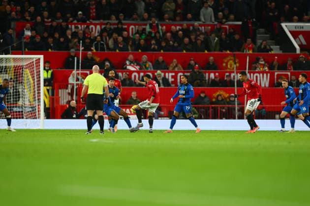 Tyler Adams of AFC Bournemouth lies injured Manchester United, ManU v AFC Bournemouth, Premier League, Football, Old Trafford, Manchester, UK - 15 Dec 2025Manchester Old Trafford United Kingdom EDITORIAL USE ONLY No use with unauthorised audio, video, data, fixture lists, club league logos or live services. Online in-match use limited to 120 images, no video emulation. No use in betting, games or single club league player publications. Copyright: xPaulxCurrie Shutterstockx 16112816ae