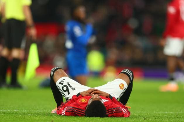 Amad Diallo of Manchester United, ManU at full time Manchester United v AFC Bournemouth, Premier League, Football, Old Trafford, Manchester, UK - 15 Dec 2025Manchester Old Trafford United Kingdom EDITORIAL USE ONLY No use with unauthorised audio, video, data, fixture lists, club league logos or live services. Online in-match use limited to 120 images, no video emulation. No use in betting, games or single club league player publications. Copyright: xPaulxCurrie Shutterstockx 16112816ff