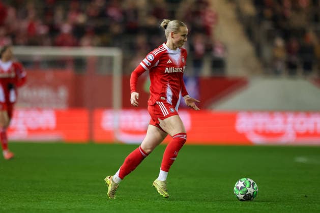 Franziska Kett (FC Bayern Muenchen, 20), GER, FC Bayern Muenchen vs. Valerenga IF, Fussball, UEFA Womens Champions League, Ligaphase, 6. Spieltag, Saison 2025 2026, 17.12.2025, GER, FC Bayern Muenchen vs. Valerenga IF, Fussball, UEFA Womens Champions League, Ligaphase, 6. Spieltag, Saison 2025 2026, 17.12.2025 Muenchen Copyright: xEibner-Pressefoto JennixMaulx EP_JML
