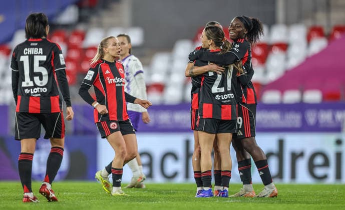 GER, Essen, SGS Essen vs Eintracht Frankfurt, Google Pixel Frauen Bundesliga, Fussball, DFB, Spielzeit 2025 2026, Stadion an der Hafenstraße , 14. Spieltag im Bild: Erëleta Memeti (Eintracht Frankfurt 27) erzielt das Tor zum 0:2, Tor, Jubel und Freude, Emotionen DFB DFL REGULATIONS PROHIBIT ANY USE OF PHOTOGRAPHS AS IMAGE SEQUENCES AND OR QUASI-VIDEO, 19.12.2025 Copyright: HMBxMedia HendrikxHamelau