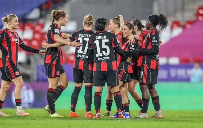 GER, Essen, SGS Essen vs Eintracht Frankfurt, Google Pixel Frauen Bundesliga, Fussball, DFB, Spielzeit 2025 2026, Stadion an der Hafenstraße , 14. Spieltag im Bild: Erëleta Memeti (Eintracht Frankfurt 27) erzielt das Tor zum 0:2, Tor, Jubel und Freude, Emotionen DFB DFL REGULATIONS PROHIBIT ANY USE OF PHOTOGRAPHS AS IMAGE SEQUENCES AND OR QUASI-VIDEO, 19.12.2025 Copyright: HMBxMedia HendrikxHamelau