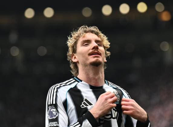 Nick Woltemade of Newcastle United celebrates scoring their first goal Newcastle United v Chelsea, Premier League, Football, St James Park, Newcastle, UK - 20 Dec 2025Newcastle St James Park United Kingdom EDITORIAL USE ONLY No use with unauthorised audio, video, data, fixture lists, club league logos or live services. Online in-match use limited to 120 images, no video emulation. No use in betting, games or single club league player publications. Copyright: xRichardxLee Shutterstockx 16148796aj