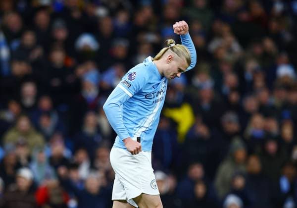 Erling Haaland of Manchester City celebrates scoring a goal to make it 3-0 Manchester City v West Ham United, Premier League, Football, Etihad Stadium, Manchester, UK - 20 Dec 2025Manchester Etihad Stadium United Kingdom EDITORIAL USE ONLY No use with unauthorised audio, video, data, fixture lists, club league logos or live services. Online in-match use limited to 120 images, no video emulation. No use in betting, games or single club league player publications. Copyright: xMattxWest Shutterstockx 16148949af