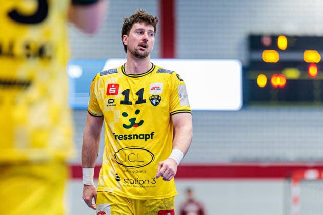 Lucas Schneider (HSG Krefeld Niederrhein, 11) ist enttaeuscht unzufrieden GER, TuS N-Luebbecke vs. HSG Krefeld Niederrhein, Handball, 2. Bundesliga, 16. Spieltag, Spielzeit 2025 2026, 20.12.2025 GER, TuS N-Luebbecke vs. HSG Krefeld Niederrhein, Handball, 2. Bundesliga, 16. Spieltag, Spielzeit 2025 2026, 20.12.2025 Luebbecke Copyright: xEibner-Pressefoto JanxRollingerx EP_JSK