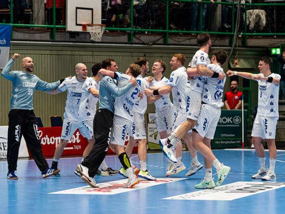 Freude und Jubel bei TBV Lemgo Lippe nach dem Sieg Bergischer HC vs. TBV Lemgo Lippe, Handball, 1. Bundesliga, 18. Spieltag, Saison 2025 2026, 20.12.2025 Bergischer HC vs. TBV Lemgo Lippe, Handball, 1. Bundesliga, 18. Spieltag, Saison 2025 2026, 20.12.2025 Wuppertal Copyright: xEibner-Pressefoto DamianxKruczynx EP_DKI