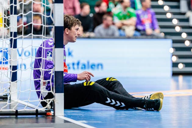 Malte Semisch (GWD Minden, 01) ist enttaeuscht unzufrieden GER, GWD Minden vs. Fuechse Berlin, Handball, 1. Bundesliga, 18. Spieltag, Spielzeit 2025 2026, 21.12.2025 GER, GWD Minden vs. Fuechse Berlin, Handball, 1. Bundesliga, 18. Spieltag, Spielzeit 2025 2026, 21.12.2025 Luebbecke Copyright: xEibner-Pressefoto JanxRollingerx EP_JSK