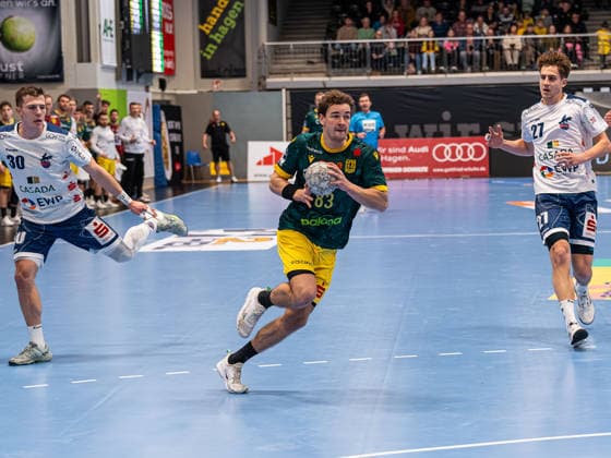 Pierre Busch (VfL Eintracht Hagen, 83) beim Sprint auf das Tor VfL Eintracht Hagen vs. 1. VfL Potsdam, Handball, 2. Bundesliga, 17. Spieltag, Saison 2025 2026, 26.12.2025 VfL Eintracht Hagen vs. 1. VfL Potsdam, Handball, 2. Bundesliga, 17. Spieltag, Saison 2025 2026, 26.12.2025 Hagen Copyright: xEibner-Pressefoto DamianxKruczynx EP_DKI