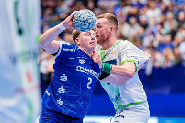 v.l. Lukas Hutecek (TBV Lemgo Lippe, 02), Nikola Grahovac (HSG Wetzlar, 02) GER, TBV Lemgo Lippe vs. HSG Wetzlar, Handball, 1. Bundesliga, 19. Spieltag, Spielzeit 2025 2026, 26.12.2025 GER, TBV Lemgo Lippe vs. HSG Wetzlar, Handball, 1. Bundesliga, 19. Spieltag, Spielzeit 2025 2026, 26.12.2025 Lemgo Copyright: xEibner-Pressefoto JanxRollingerx EP_JSK