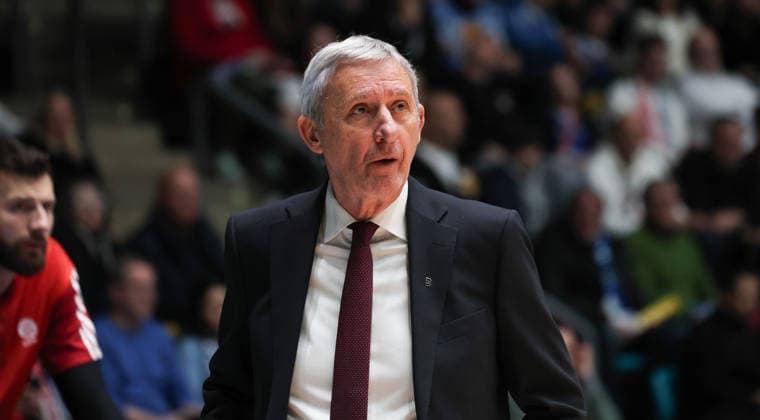 Neuer Bayern-Coach: Svetislav Pesic, GER, Frankfurt Skyliners vs. FC Bayern Muenchen, Basketball-Bundesliga, easyCredit BBL, 12. Spieltag, Saison 2025-26, 26.12.2025, GER, Frankfurt Skyliners vs. FC Bayern Muenchen, Basketball-Bundesliga, easyCredit BBL, 12. Spieltag, Saison 2025-26, 26.12.2025, Koeln Copyright: xEibner-Pressefoto JoergxNiebergax EP_JNL