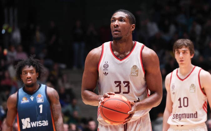 David McCormack (Muenchen 33), GER, Frankfurt Skyliners vs. FC Bayern Muenchen, Basketball-Bundesliga, easyCredit BBL, 12. Spieltag, Saison 2025-26, 26.12.2025, GER, Frankfurt Skyliners vs. FC Bayern Muenchen, Basketball-Bundesliga, easyCredit BBL, 12. Spieltag, Saison 2025-26, 26.12.2025, Koeln Copyright: xEibner-Pressefoto JoergxNiebergax EP_JNL