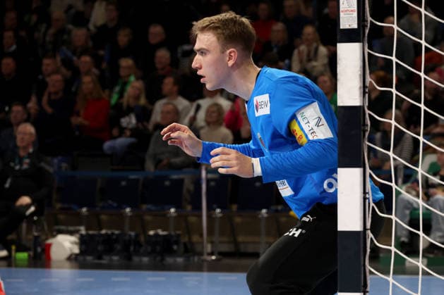 DEU, DHB, 1.HBL, Fuechse Berlin vs. Frisch Auf Goeppingen, 27.12.2025, Max-Schmeling-Halle, Berlin, DEU, DHB, 1.HBL, Fuechse Berlin vs. Frisch Auf Goeppingen, im Bild Lasse Ludwig (Fuechse Berlin 1)