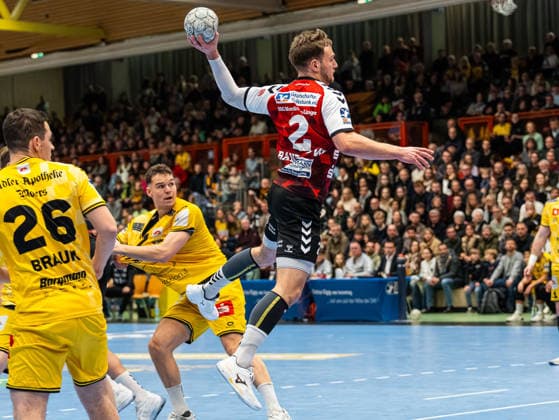 Frieder Bandlow (HSG Nordhorn Lingen, 02) beim Torwurf HSG Krefeld Niederrhein vs. HSG Nordhorn-Lingen, Handball, 2. Bundesliga, 17. Spieltag, Saison 2025 2026, 28.12.2025 HSG Krefeld Niederrhein vs. HSG Nordhorn-Lingen, Handball, 2. Bundesliga, 17. Spieltag, Saison 2025 2026, 28.12.2025 Krefeld Copyright: xEibner-Pressefoto DamianxKruczynx EP_DKI