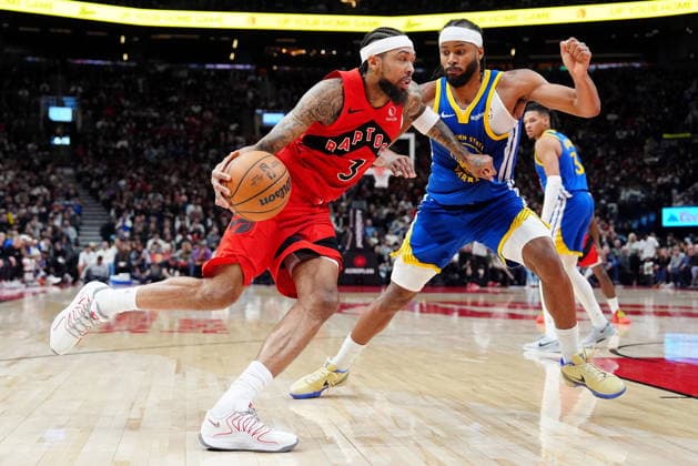 December 28, 2025, Toronto, On, CANADA: Toronto Raptors forward Brandon Ingram (3) commits an offensive foul against Golden State Warriors guard Moses Moody (4) during second half NBA, Basketball Herren, USA basketball action in Toronto, Sunday, Dec. 28, 2025. Canada News - December 28, 2025 - ZUMAc35_ 20251228_zaf_c35_013 Copyright: xFrankxGunnx