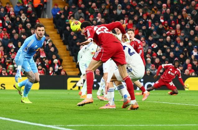 Hugo Ekitike of Liverpool misses a chance to score Liverpool v Leeds United, Premier League, Football, Anfield, Liverpool, UK - 01 Jan 2026Liverpool Anfield United Kingdom EDITORIAL USE ONLY No use with unauthorised audio, video, data, fixture lists, club league logos or live services. Online in-match use limited to 120 images, no video emulation. No use in betting, games or single club league player publications. Copyright: xPaulxCurrie Shutterstockx 16216359ap