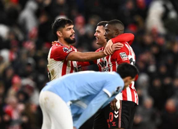 Granit Xhaka of Sunderland (centre) celebrates after full time Sunderland v Manchester City, Premier League, Football, Stadium of Light, Sunderland, UK - 01 Jan 2026Sunderland Stadium of Light United Kingdom EDITORIAL USE ONLY No use with unauthorised audio, video, data, fixture lists, club league logos or live services. Online in-match use limited to 120 images, no video emulation. No use in betting, games or single club league player publications. Copyright: xRichardxLee Shutterstockx 16216366ax