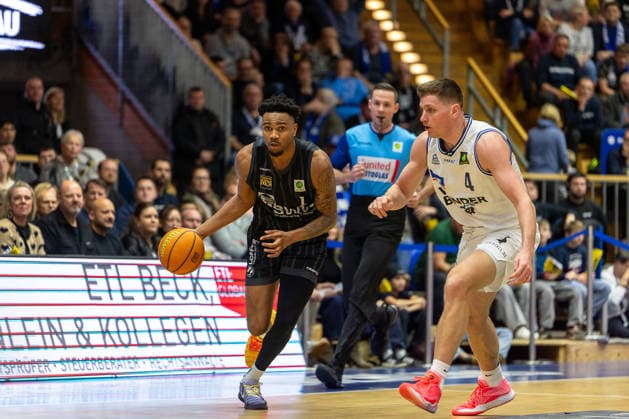 . GER, HAKRO Merlins Crailsheim vs. Tigers Tuebingen, Basketball, BARMER 2. Bundesliga Bundesliga, Pro A, Saison 2025 2026, 16. Spieltag, 03.01.2026 GER, HAKRO Merlins Crailsheim vs. Tigers Tuebingen, Basketball, BARMER 2. Bundesliga Bundesliga, Pro A, Saison 2025 2026, 16. Spieltag, 03.01.2026 Ilshofen Copyright: xEibner-Pressefoto ArdanxFuessmanx EP_AFN