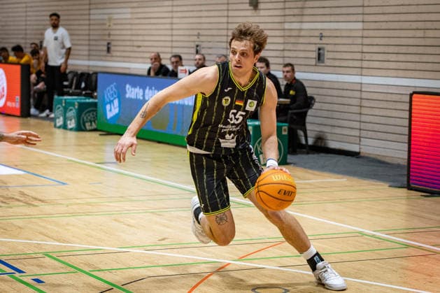 Lenny Liedtke (BBC Bayreuth, 55) GER, Bozic Estriche Knights Kirchheim vs. BBC Bayreuth, BARMER 2. Basketball Bundesliga, 16. Spieltag, Saison 2025 2026, 03.01.2026 GER, Bozic Estriche Knights Kirchheim vs. BBC Bayreuth, BARMER 2. Basketball Bundesliga, 16. Spieltag, Saison 2025 2026, 03.01.2026 Kirchheim an der Teck Copyright: xEibner-Pressefoto NinaxSanderx EP_NSR