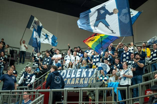 Zuschauer und Fans von den MLP Academics Heidelberg, GER, MHP RIESEN Ludwigsburg vs. MLP Academics Heidelberg, easycredit BBL, Basketball, Bundesliga, 14. Spieltag, Spielzeit 2025 2026, 03.01.2026, GER, MHP RIESEN Ludwigsburg vs. MLP Academics Heidelberg, easycredit BBL, Basketball, Bundesliga, 14. Spieltag, Spielzeit 2025 2026, 03.01.2026 Ludwigsburg Copyright: xEibner-Pressefoto SaschaxWaltherx EP_EER