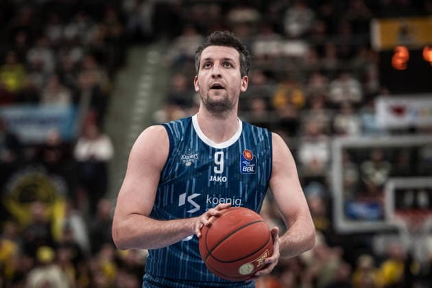 Paul Zipser (MLP Academics Heidelberg, 09) - Freiwurf GER, MHP Riesen Ludwigsburg - MLP Academics Heidelberg, easycredit BBL, Basketball, Bundesliga, 14. Spieltag, Spielzeit 2025 2026, 03.01.2026 GER, MHP Riesen Ludwigsburg - MLP Academics Heidelberg, easycredit BBL, Basketball, Bundesliga, 14. Spieltag, Spielzeit 2025 2026, 03.01.2026 Ludwigsburg Copyright: xSandyxDinkelackerx EP_SDR