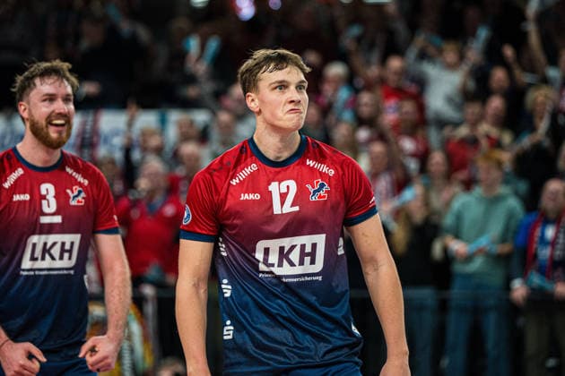 Volleyball I Herren I Saison 2025 2026 I Bundesliga I SVG Lüneburg - Barock Volleys MTV Ludwigsburg I 03.01.2026 Einzelfoto, Freisteller, Einzelbild, Cut-out, isoliertes Motiv, Sportaufnahme, Nahaufnahme, freigestellt, freigestellte Aufnahme, Aufnahme, Einzeln: Santeri Riku Matias Välimaa (12, SVG Lüneburg) Copyright: xLobeca Bjorn-OlexKehmx