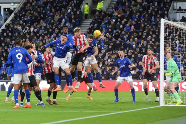 Nathan Collins of Brentford scores their sides second goal Everton v Brentford, Premier League, Football, Hill Dickinson Stadium, Liverpool, UK - 04 Jan 2026Liverpool Hill Dickinson Stadium United Kingdom EDITORIAL USE ONLY No use with unauthorised audio, video, data, fixture lists, club league logos or live services. Online in-match use limited to 120 images, no video emulation. No use in betting, games or single club league player publications. Copyright: xPhilxOldham Shutterstockx 16220528aj