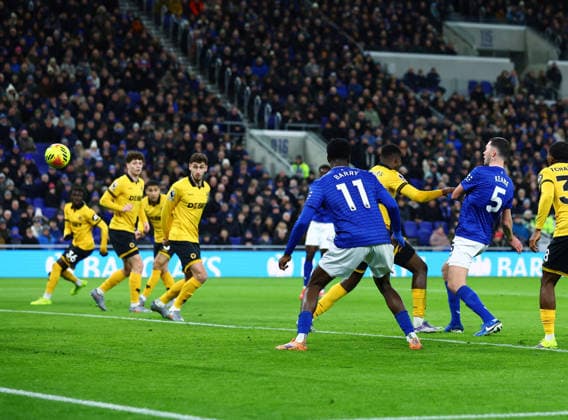 Michael Keane of Everton scores the opening goal Everton v Wolverhampton Wanderers, Premier League, Football, Hill Dickinson Stadium, Liverpool, UK - 07 Jan 2026Liverpool Hill Dickinson Stadium United Kingdom EDITORIAL USE ONLY No use with unauthorised audio, video, data, fixture lists, club league logos or live services. Online in-match use limited to 120 images, no video emulation. No use in betting, games or single club league player publications. Copyright: xMattxWest Shutterstockx 16232881m