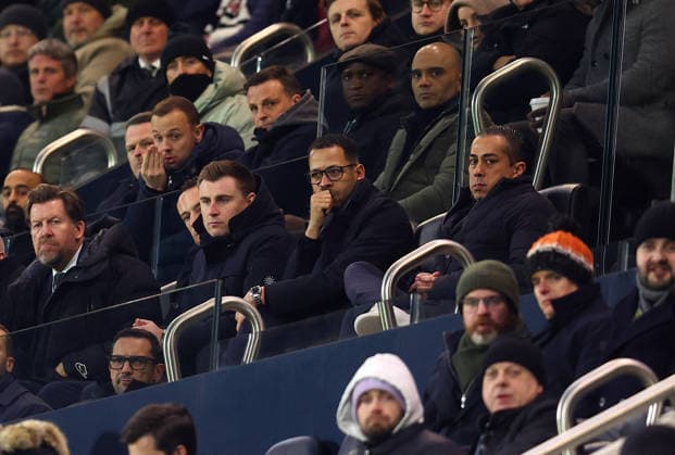 London, England, 7th January 2026. Liam Rosenior, newly appointed Chelsea head coach looks on from the stands during the Fulham vs Chelsea Premier League match at Craven Cottage, London. Picture credit should read: Paul Terry Sportimage EDITORIAL USE ONLY. No use with unauthorised audio, video, data, fixture lists, club league logos or live services. Online in-match use limited to 120 images, no video emulation. No use in betting, games or single club league player publications. SPI_028_PT_Fulham_Chelsea SPI-4434-0028