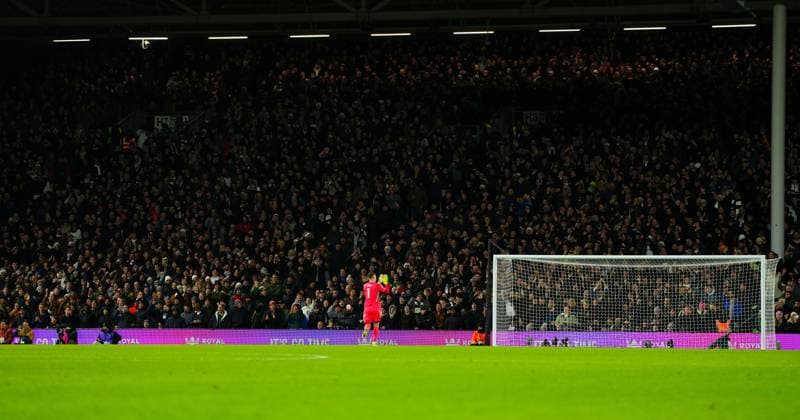 Fulham goalkeeper Bernd Leno applauds the fans after his clearance led to the sending off of Marc Cucurella of Chelsea Fulham v Chelsea, Premier League, Football, Craven Cottage, London, UK - 07 Jan 2026London Craven Cottage United Kingdom EDITORIAL USE ONLY No use with unauthorised audio, video, data, fixture lists, club league logos or live services. Online in-match use limited to 120 images, no video emulation. No use in betting, games or single club league player publications. Copyright: xJavierxGarcia Shutterstockx 16232886ap