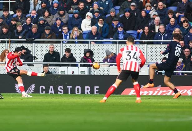 Enzo Le FÃ e of Sunderland scores to make it 0-1 Everton v Sunderland, Emirates FA Cup, Third Round, Football, Hill Dickinson Stadium, Liverpool, UK - 10 Jan 2026Liverpool Hill Dickinson Stadium United Kingdom EDITORIAL USE ONLY No use with unauthorised audio, video, data, fixture lists, club league logos or live services. Online in-match use limited to 120 images, no video emulation. No use in betting, games or single club league player publications. Copyright: xPaulxCurrie Shutterstockx 16246180v