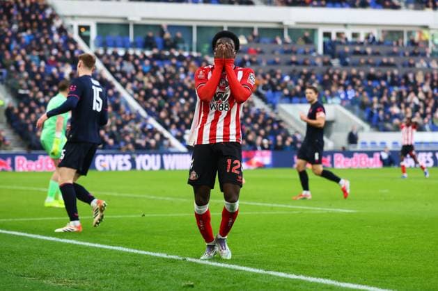 Eliezer Mayenda of Sunderland misses a chance to score and looks dejected Everton v Sunderland, Emirates FA Cup, Third Round, Football, Hill Dickinson Stadium, Liverpool, UK - 10 Jan 2026Liverpool Hill Dickinson Stadium United Kingdom EDITORIAL USE ONLY No use with unauthorised audio, video, data, fixture lists, club league logos or live services. Online in-match use limited to 120 images, no video emulation. No use in betting, games or single club league player publications. Copyright: xPaulxCurrie Shutterstockx 16246180ai