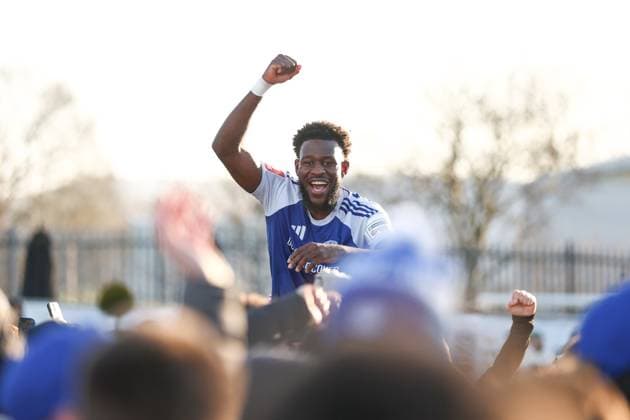 Rollin Menayese of Macclesfield FC celebrates after the match. Macclesfield v Crystal Palace, Emirates FA Cup, Third Round, Football, Leasing.com Stadium, Macclesfield, UK - 10 Jan 2026Macclesfield Moss Rose United Kingdom EDITORIAL USE ONLY No use with unauthorised audio, video, data, fixture lists, club league logos or live services. Online in-match use limited to 120 images, no video emulation. No use in betting, games or single club league player publications. Copyright: xRyanxBrowne Shutterstockx 16246200cy