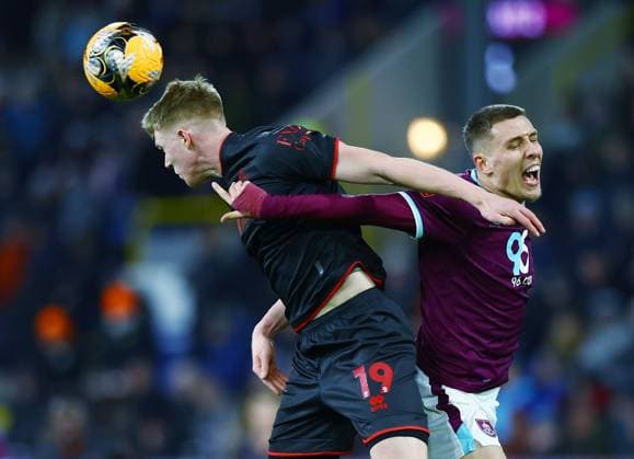 Josh Coburn of Millwall and Maxime Esteve of Burnley Burnley v Millwall, Emirates FA Cup, Third Round, Football, Turf Moor, Burnley, UK - 10 Jan 2026Burnley Turf Moor United Kingdom EDITORIAL USE ONLY No use with unauthorised audio, video, data, fixture lists, club league logos or live services. Online in-match use limited to 120 images, no video emulation. No use in betting, games or single club league player publications. Copyright: xMattxWest Shutterstockx 16246250at