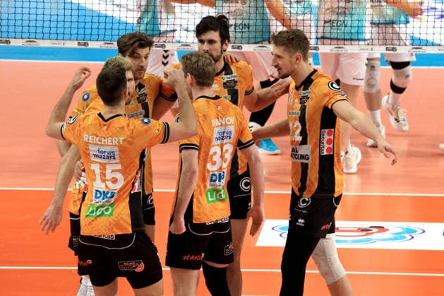 DEU, DVV, 1.VBL, BR Volleys vs. SWD powevolleys Dueren, 11.01.2026, Max-Schmeling-Halle, Berlin, DEU, DVV, 1.VBL, BR Volleys vs. SWD powevolleys Dueren, im Bild BR Volleys-Spielerkreis