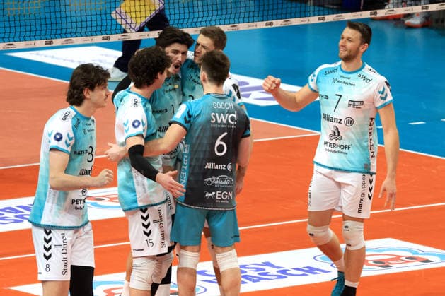 DEU, DVV, 1.VBL, BR Volleys vs. SWD powevolleys Dueren, 11.01.2026, Max-Schmeling-Halle, Berlin, DEU, DVV, 1.VBL, BR Volleys vs. SWD powevolleys Dueren, im Bild Duerer-Spielerkreis